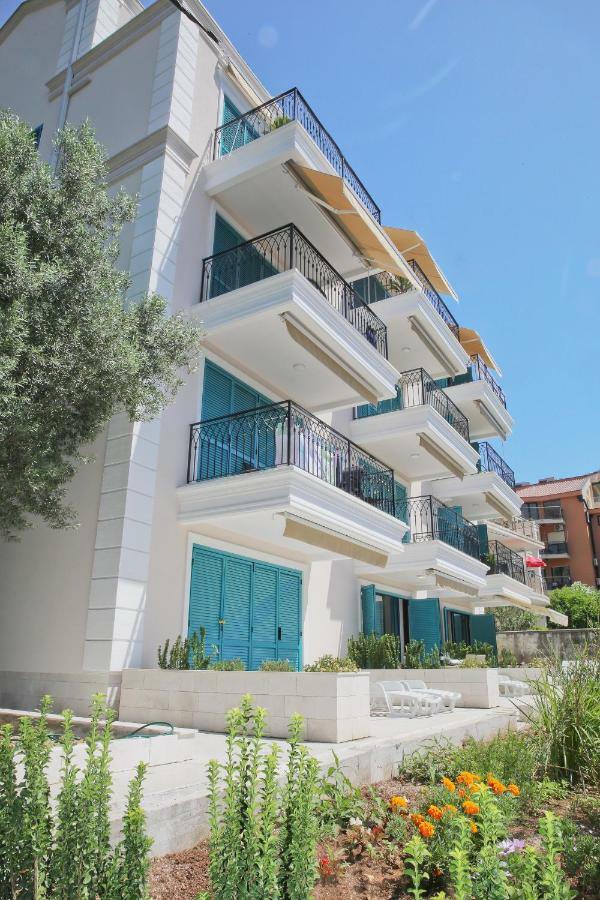 Apartments Boka Blue Dobrota Cattaro Esterno foto