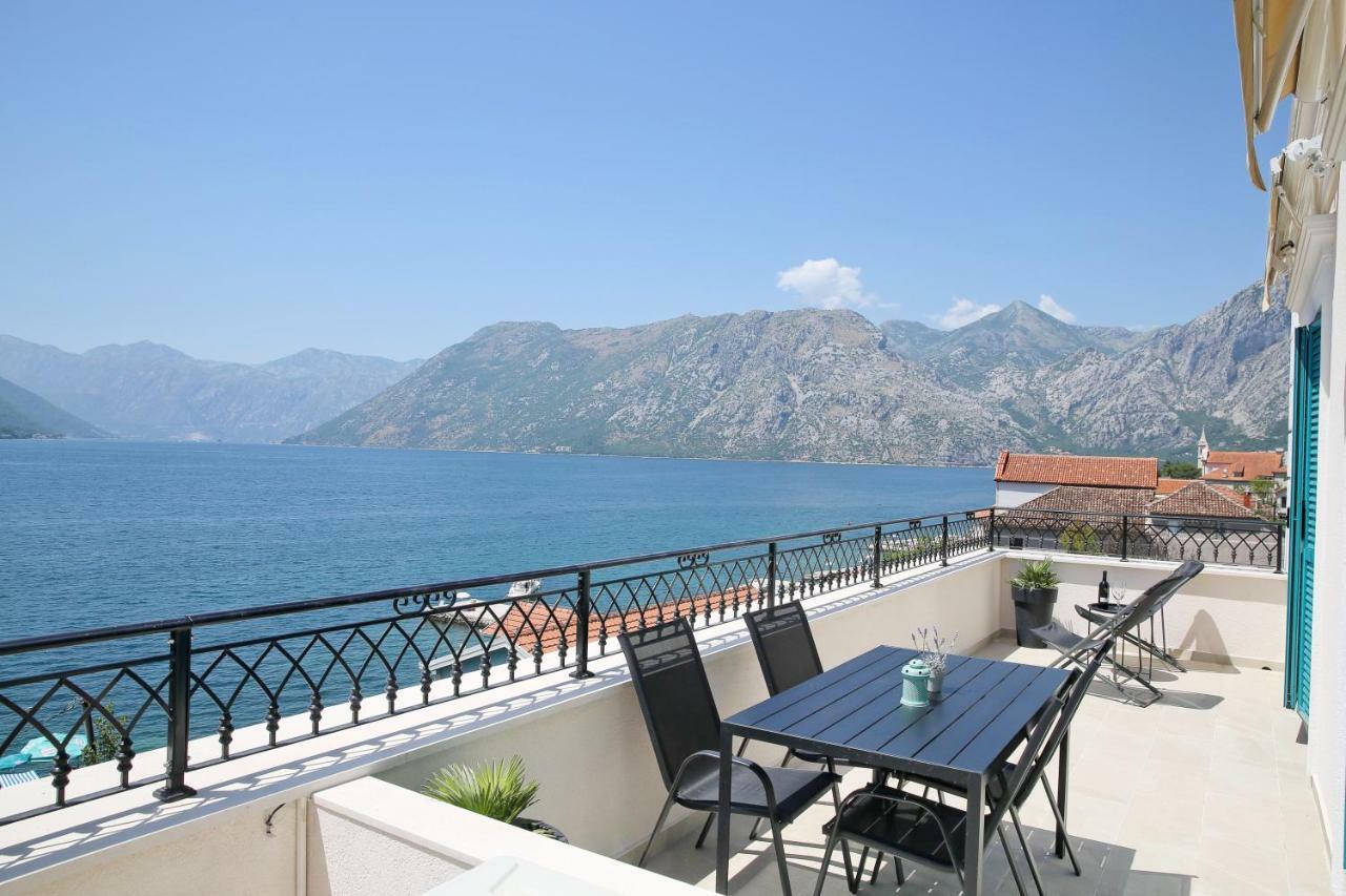 Apartments Boka Blue Dobrota Cattaro Esterno foto
