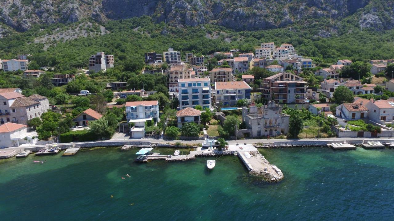 Apartments Boka Blue Dobrota Cattaro Esterno foto