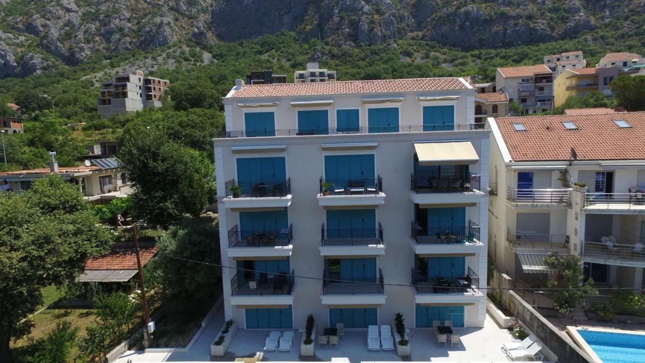 Apartments Boka Blue Dobrota Cattaro Esterno foto