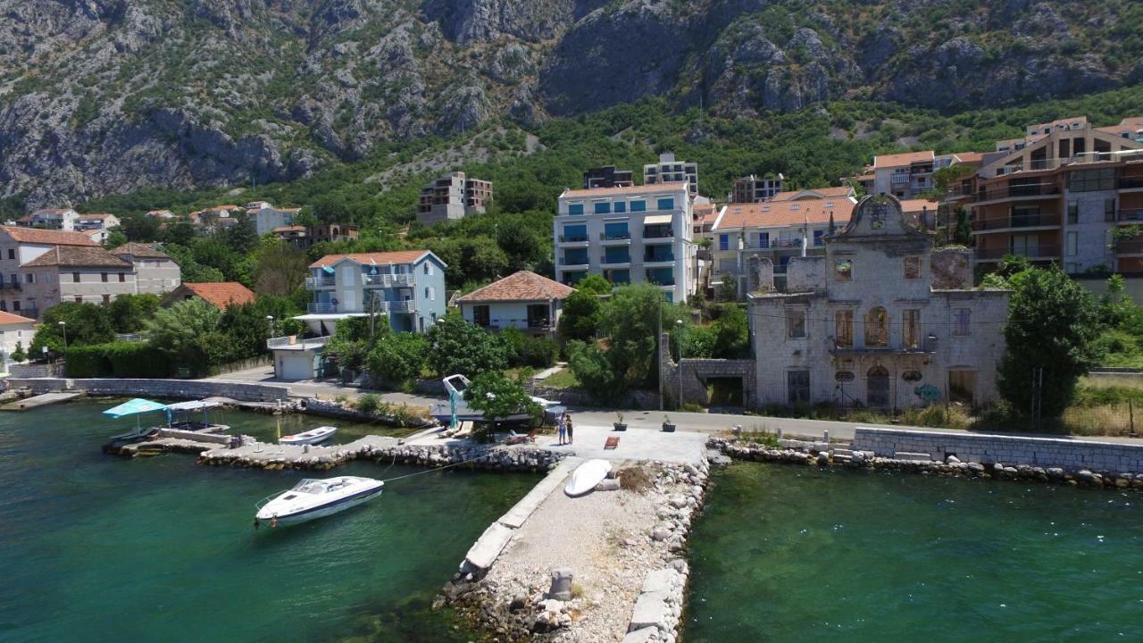 Apartments Boka Blue Dobrota Cattaro Esterno foto